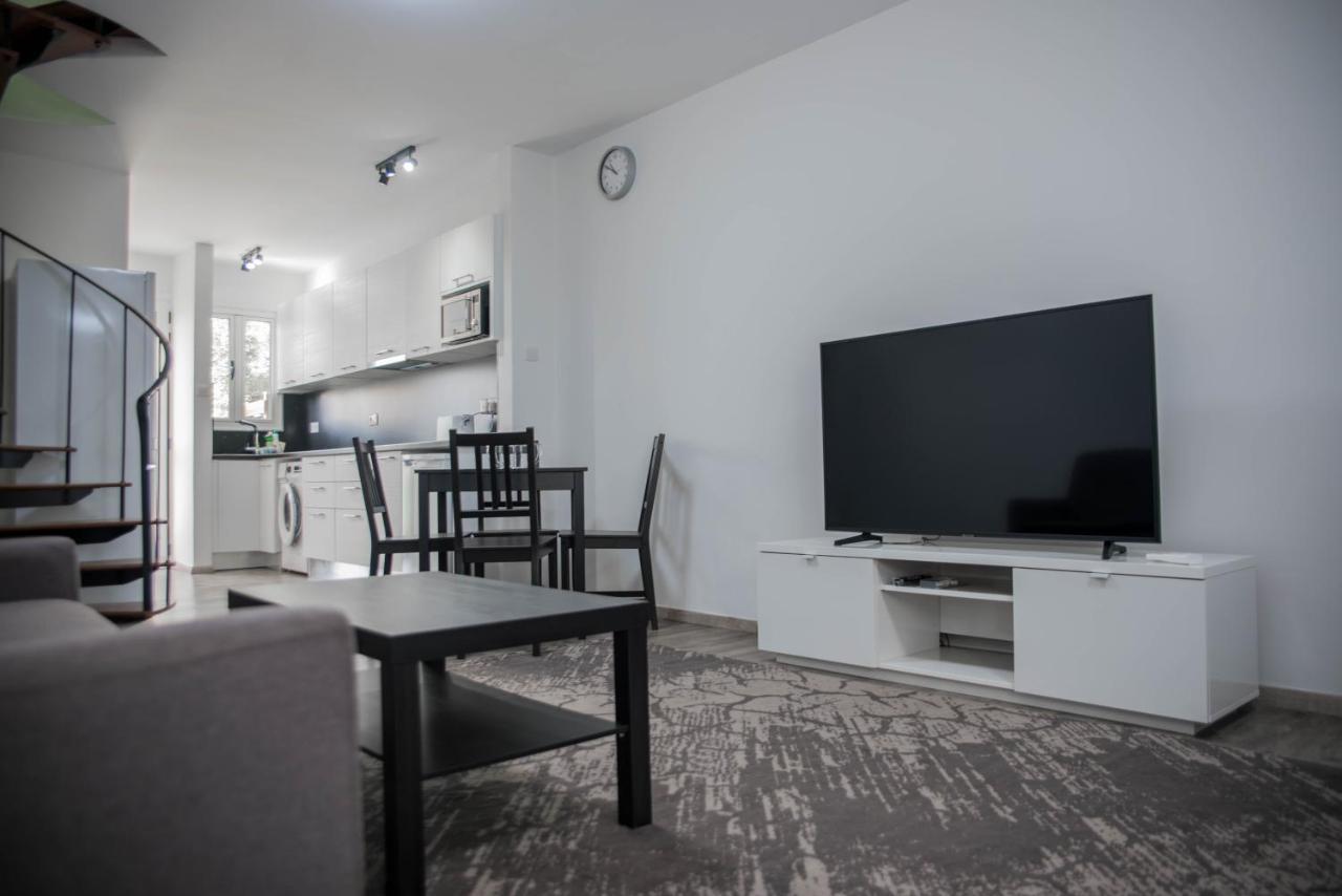 Amazing Maisonette Next To Harbour Of Paphos Cy Exterior foto